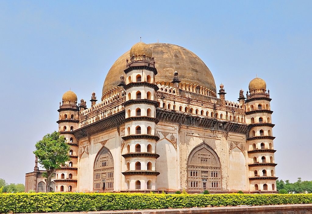 Gol Gumbaz Bijapur